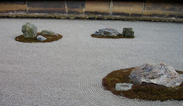 Rock Garden, Ryoanji Temple, Kyoto, Japan.