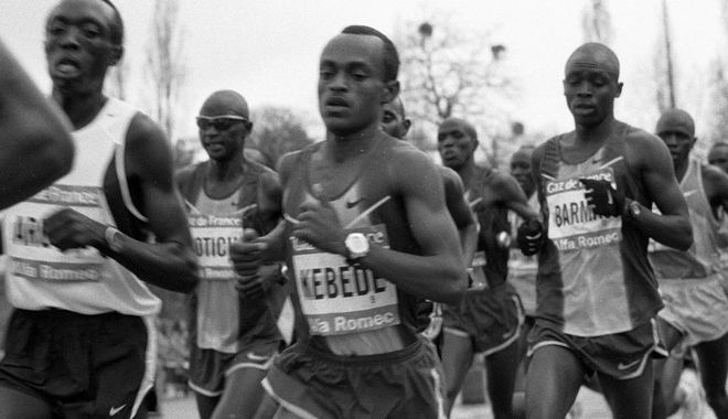Kebede running in the Paris Marathon